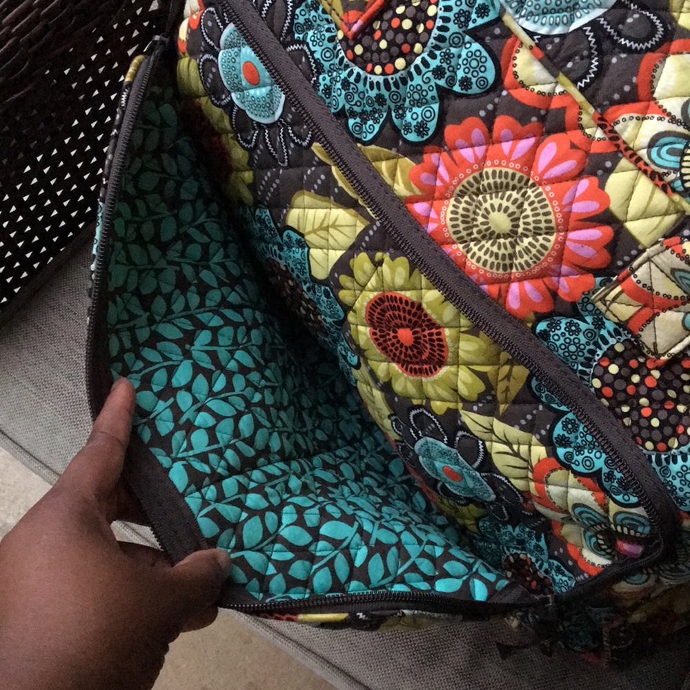 Vera Bradley Bag - Picture 5 of 15